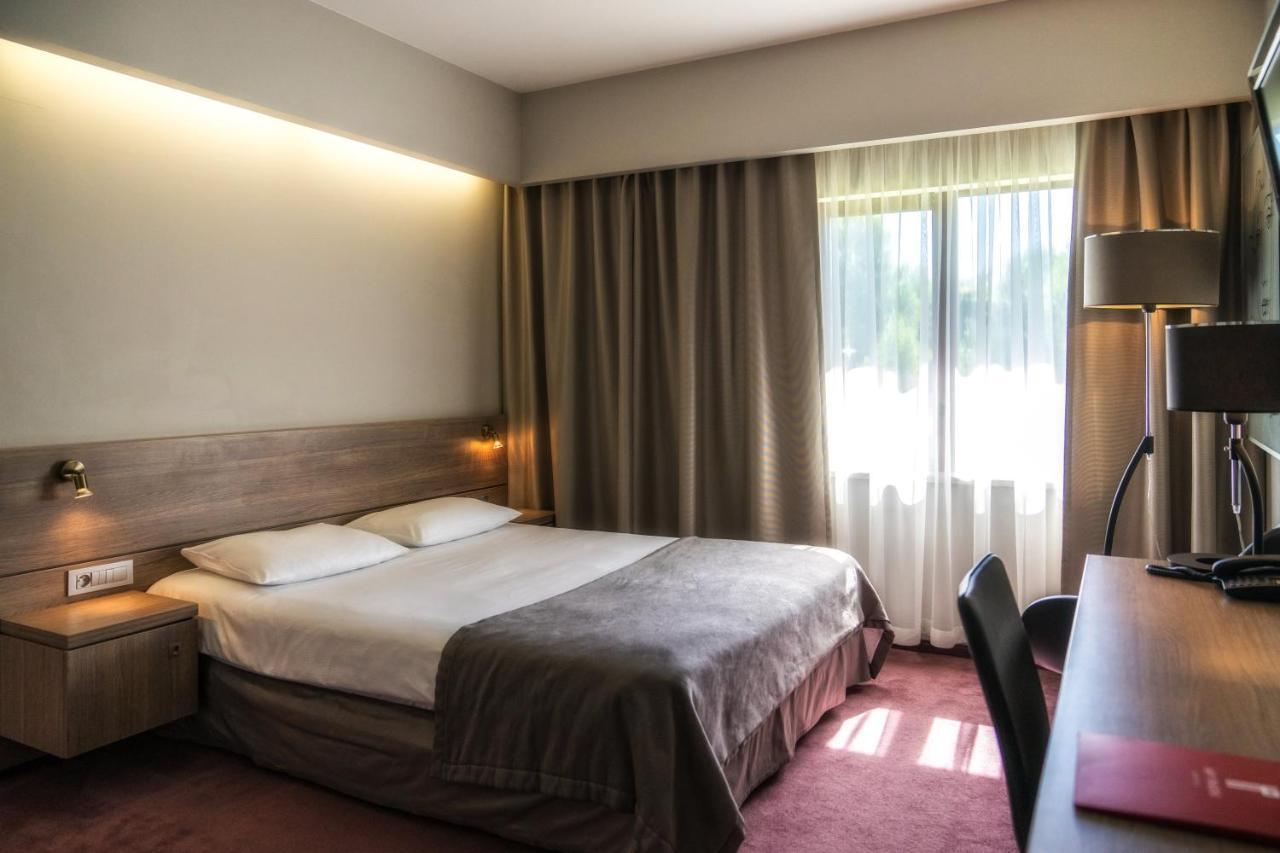 Hotel Hp Park Opolznevoye Bagian luar foto